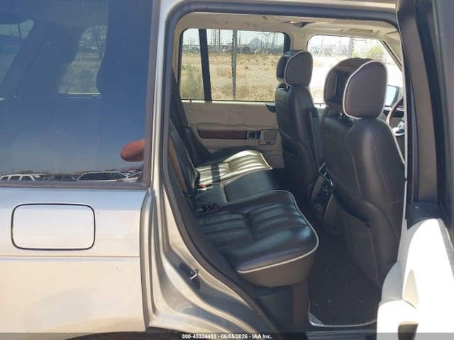2010 LAND ROVER RANGE ROVER 8