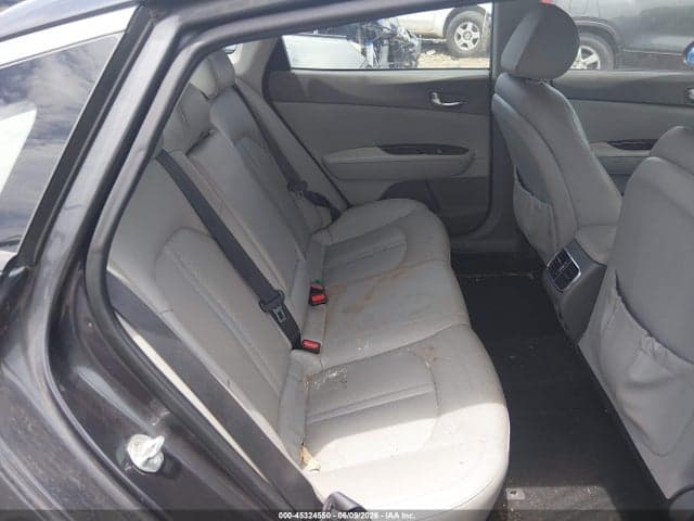 2017 KIA OPTIMA EX 8