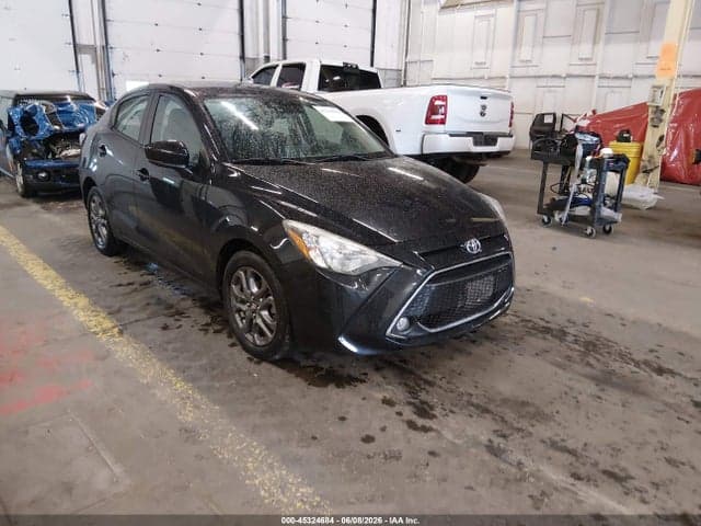 2019 TOYOTA YARIS LE
