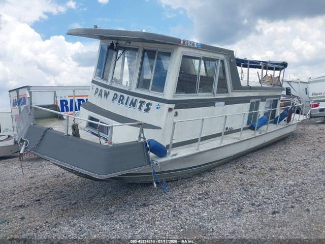 1973 NAUTALINE HOUSE BOAT 2
