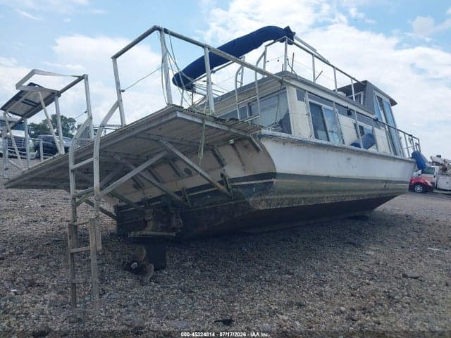 1973 NAUTALINE HOUSE BOAT 4