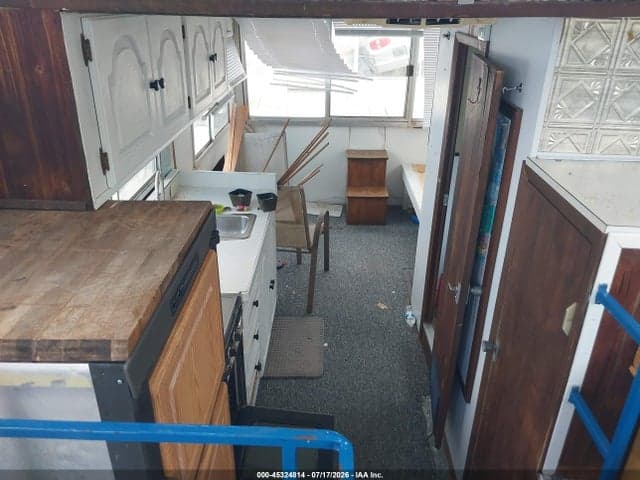 1973 NAUTALINE HOUSE BOAT 8