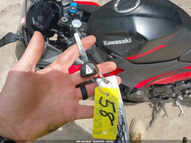 2025 KAWASAKI EX500 11