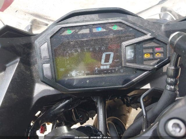 2025 KAWASAKI EX500 7