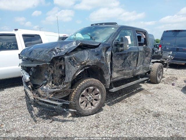 2025 FORD F-350 KING RANCH 2