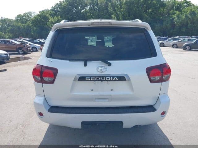 2022 TOYOTA SEQUOIA SR5 16