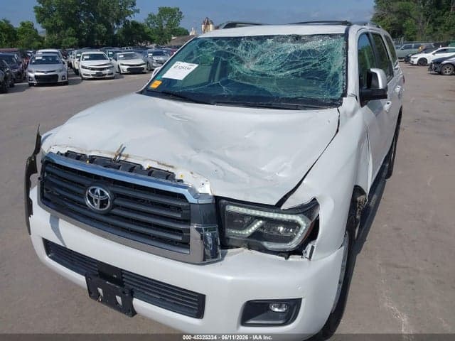 2022 TOYOTA SEQUOIA SR5 6