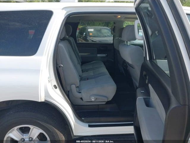 2022 TOYOTA SEQUOIA SR5 8