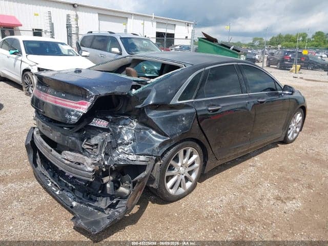 2013 LINCOLN MKZ 4