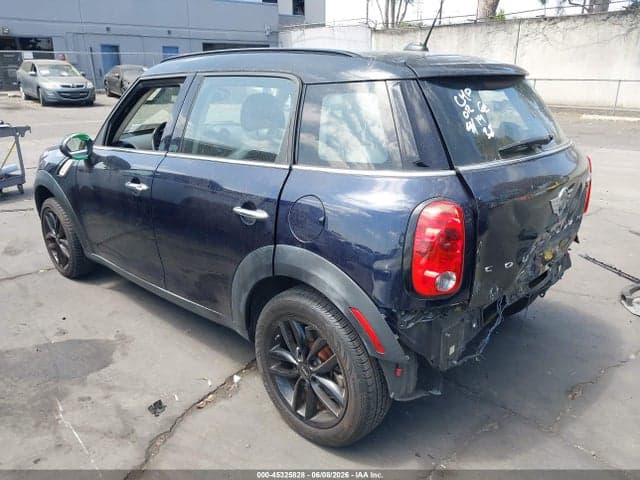 2015 MINI COUNTRYMAN COOPER 3