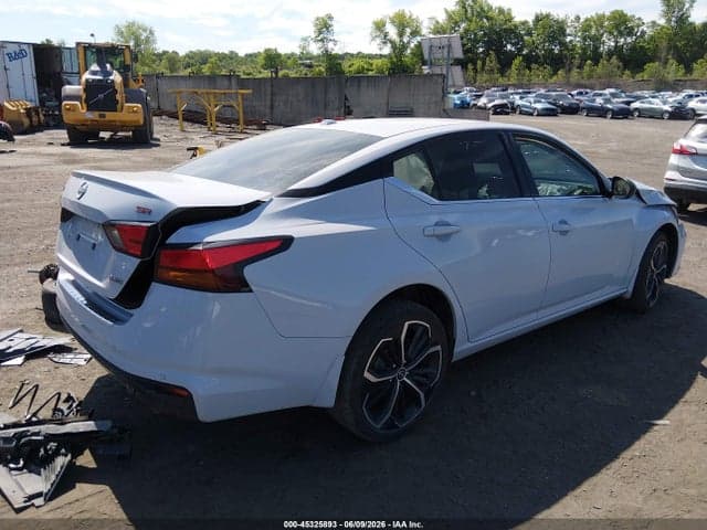 2023 NISSAN ALTIMA SR INTELLIGENT AWD 4