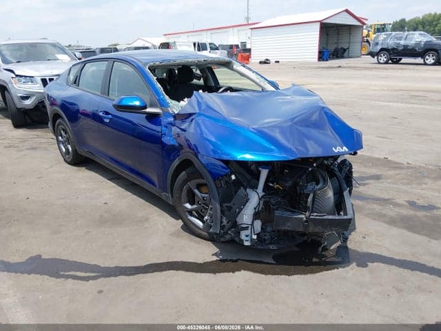 2025 KIA K4 LXS 1