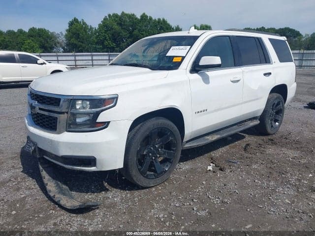 2017 CHEVROLET TAHOE LT 6
