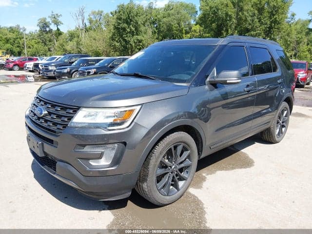 2017 FORD EXPLORER XLT 2