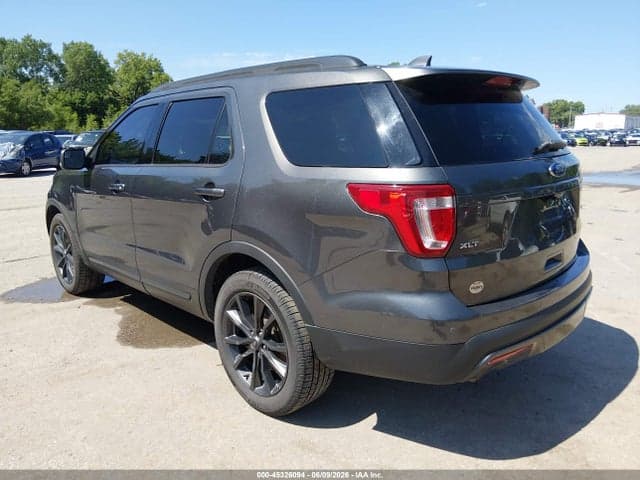 2017 FORD EXPLORER XLT 3