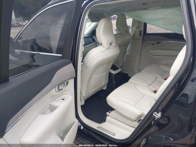 2025 VOLVO XC90 PLUG-IN 9