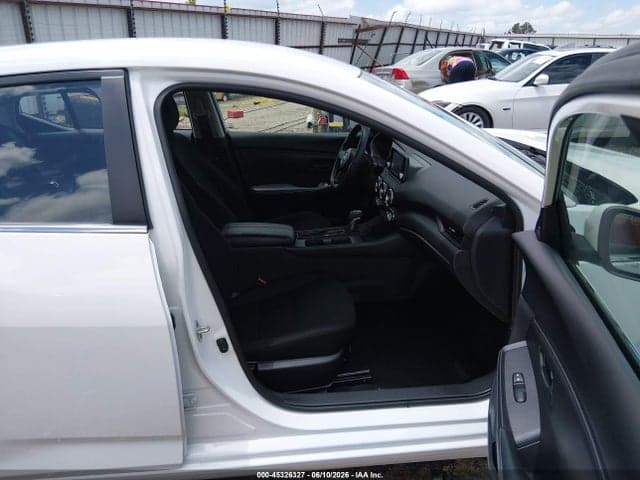2024 NISSAN SENTRA S XTRONIC CVT 5