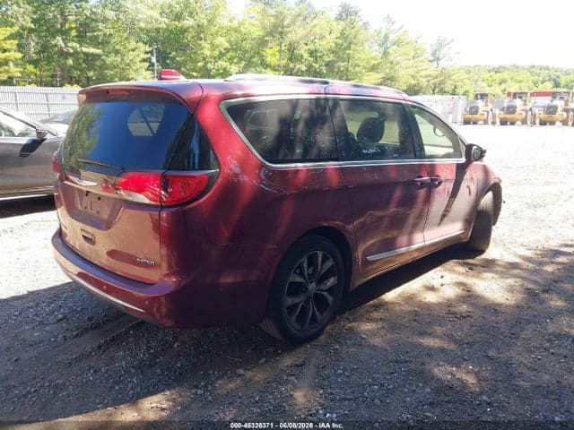 2019 CHRYSLER PACIFICA LIMITED 4