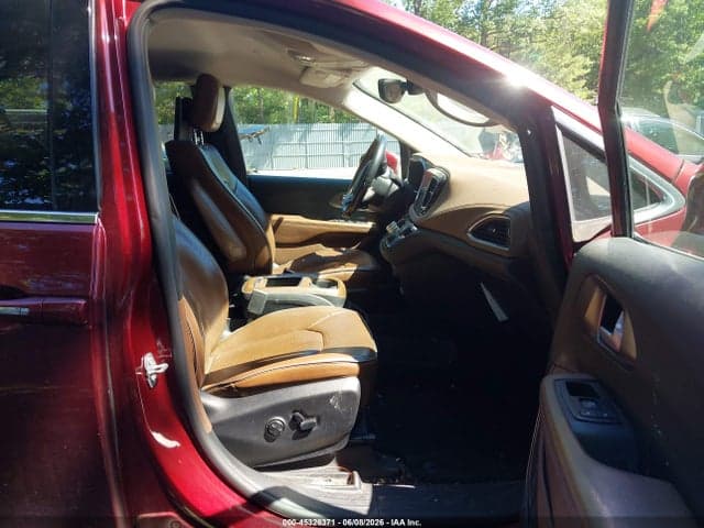 2019 CHRYSLER PACIFICA LIMITED 5