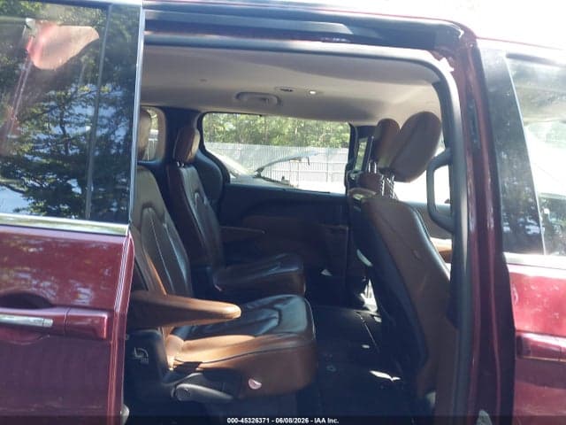 2019 CHRYSLER PACIFICA LIMITED 8