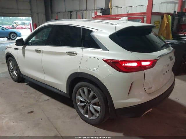 2021 INFINITI QX50 ESSENTIAL AWD 3