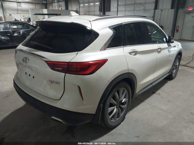 2021 INFINITI QX50 ESSENTIAL AWD 4