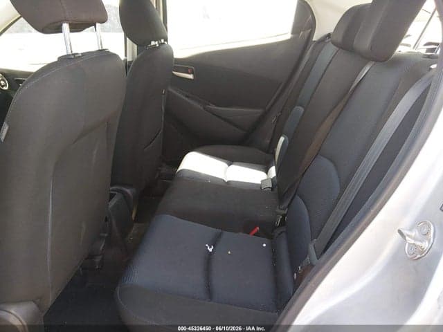2019 TOYOTA YARIS LE 8