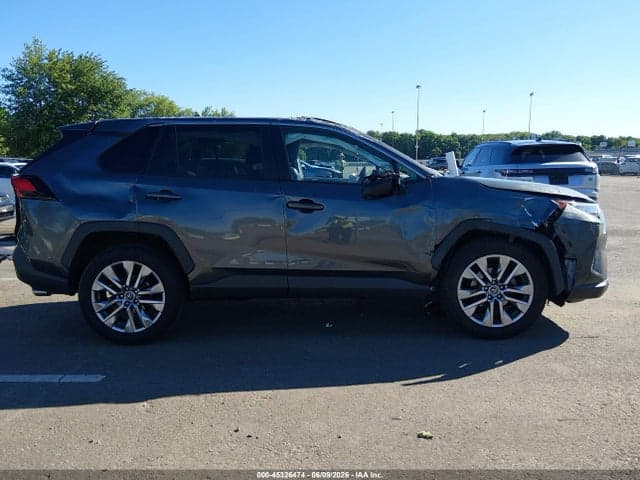 2019 TOYOTA RAV4 XLE PREMIUM 13
