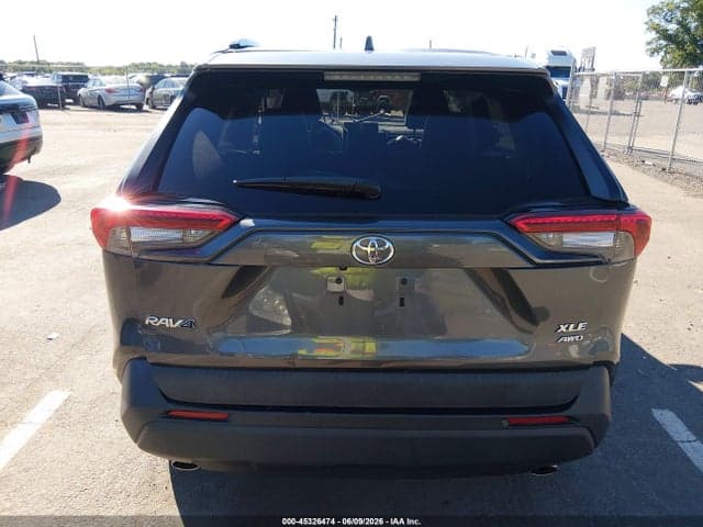 2019 TOYOTA RAV4 XLE PREMIUM 16