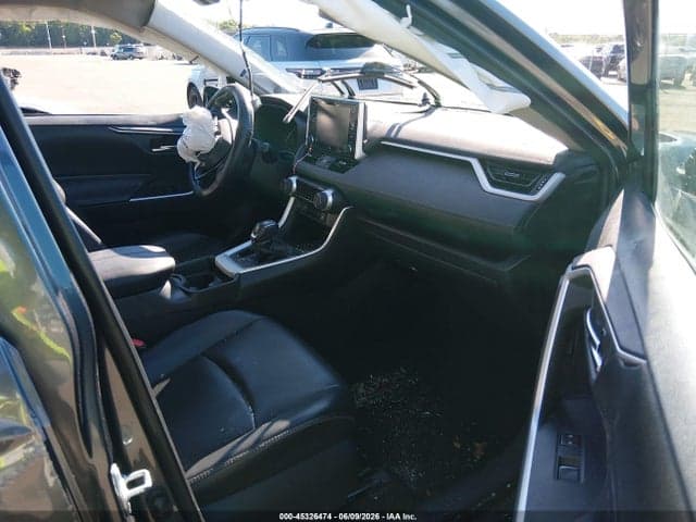2019 TOYOTA RAV4 XLE PREMIUM 5