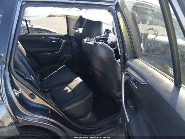 2019 TOYOTA RAV4 XLE PREMIUM 8