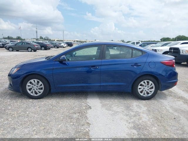 2020 HYUNDAI ELANTRA SE 14
