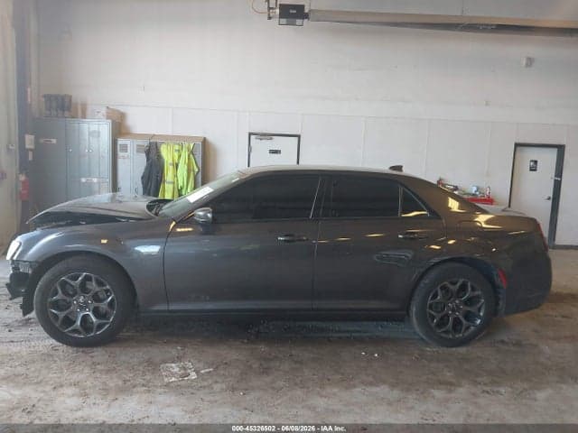 2018 CHRYSLER 300 300S AWD 14