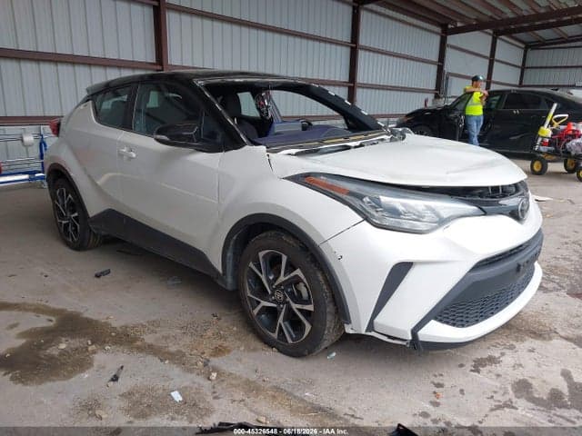 2020 TOYOTA C-HR XLE - 1