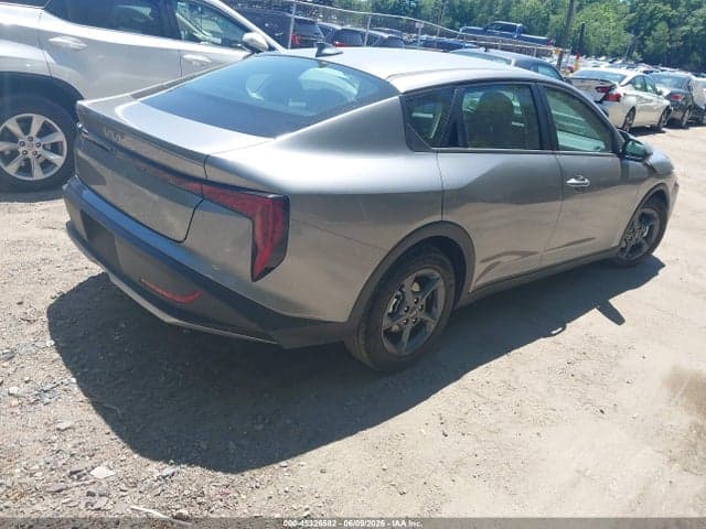 2026 KIA K4 LXS 4