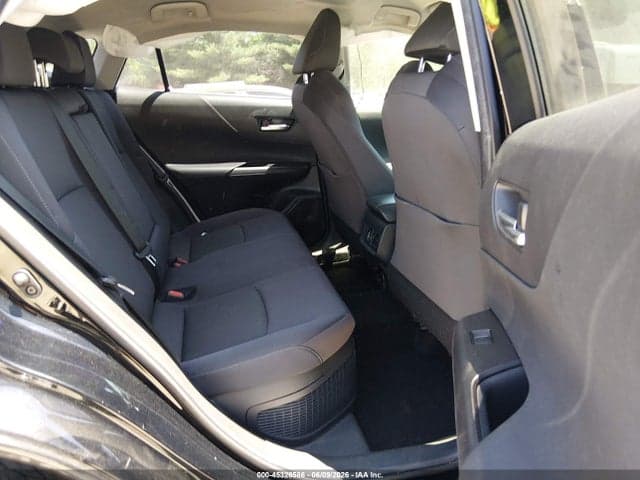 2021 TOYOTA VENZA LE 8