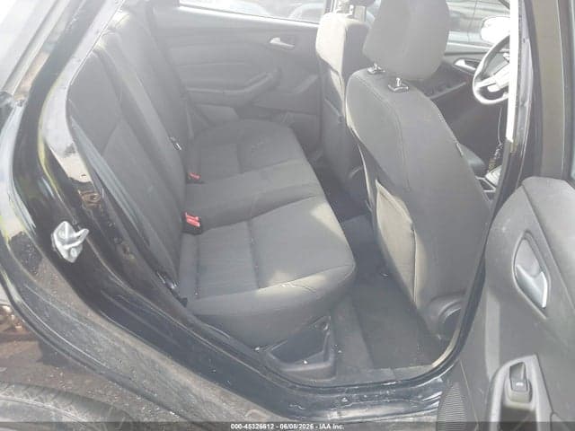 2018 FORD FOCUS SE 8