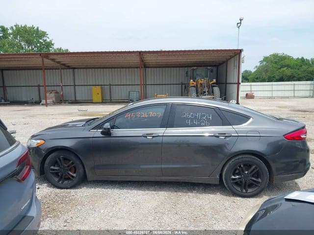 2018 FORD FUSION SE 15