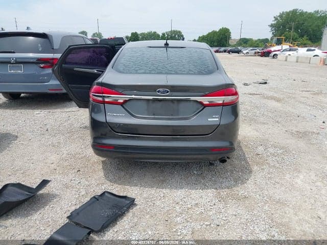 2018 FORD FUSION SE 17