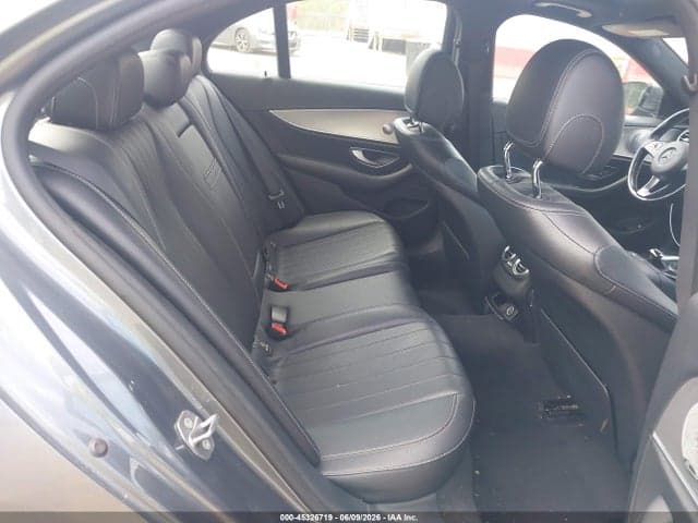 2017 MERCEDES-BENZ E 300 4MATIC 8
