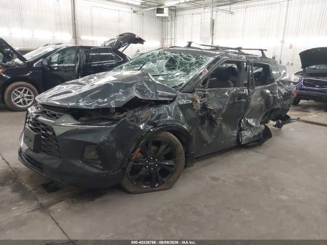 2019 CHEVROLET BLAZER RS 2