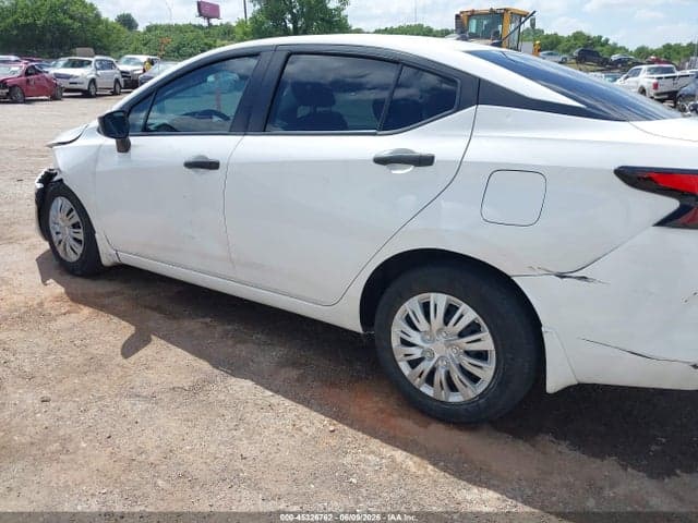 2024 NISSAN VERSA 1.6 S 14