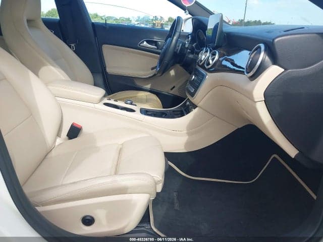 2018 MERCEDES-BENZ CLA 250 5