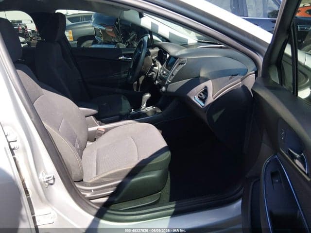 2019 CHEVROLET CRUZE LS 5