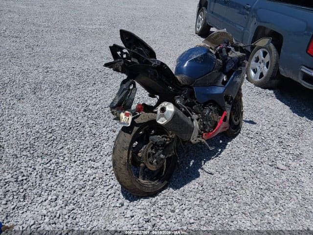 2026 KAWASAKI EX500 4