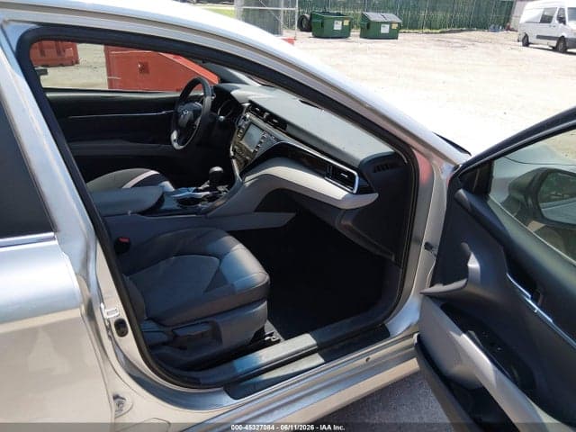2018 TOYOTA CAMRY LE 5