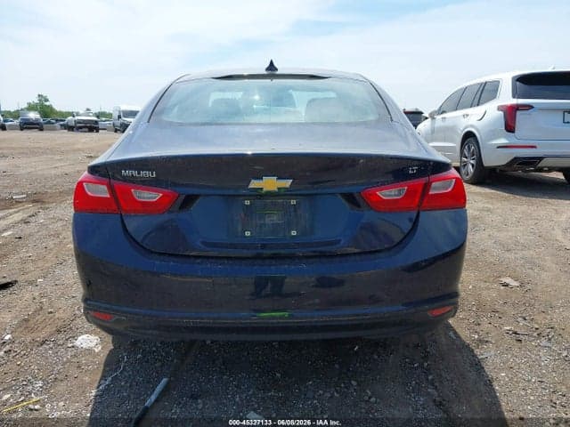 2017 CHEVROLET MALIBU 1LT 16