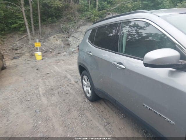 2019 JEEP COMPASS LATITUDE 4X4 13
