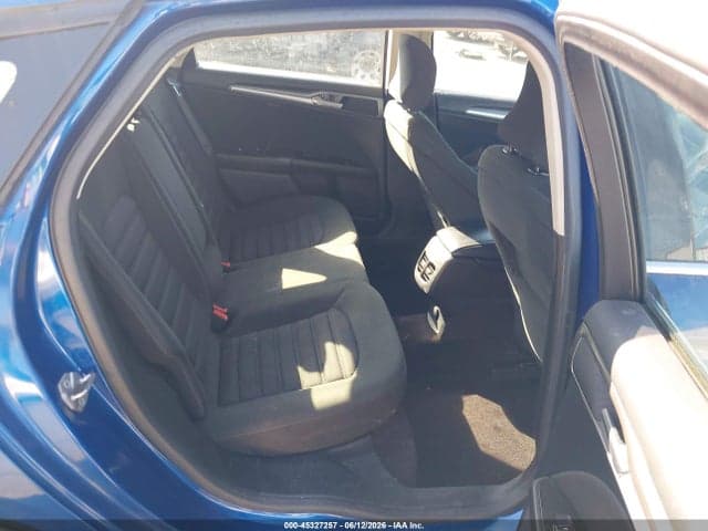 2017 FORD FUSION SE 8