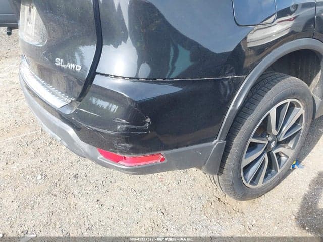 2018 NISSAN ROGUE SL 21